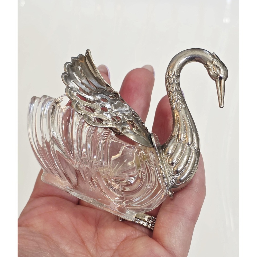 Vintage 1950s Glass Swan Salt Cellar, Silver Wings, Ring/Trinket DIsh - Picture 5 of 7